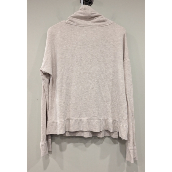 UGG Oatmeal Cowl Neck Long Sleeve Thumb Hole Pullover Size Large - Picture 2 of 5